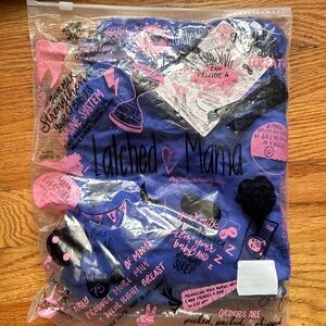 Latched Mama lounge set